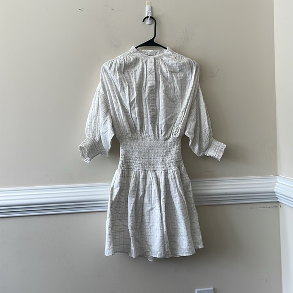 NEVER A WALLFLOWER Women's Smocked Waist Dress - Picture 5 of 7